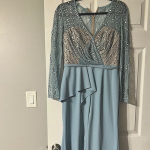 Terrain Evening dress Size 8 (10)